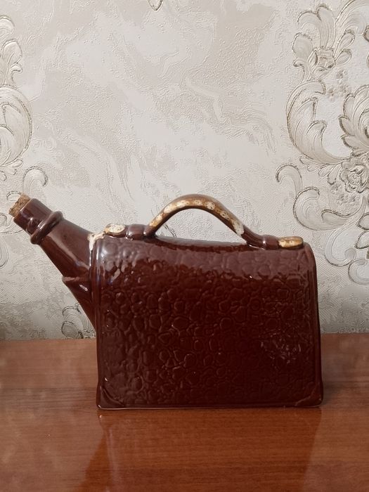 Коллекционные керамические штофы. См. все фото