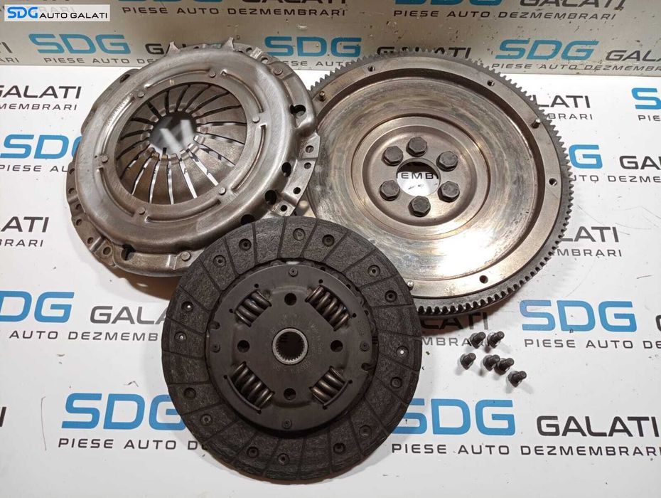 Kit Ambreiaj Volanta Masa Simpla Disc si Placa Ambreiaj Skoda Octavia 1 1.8 1996 - 2010 Cod 068105271F 3082194233 1862516343 [M6721]