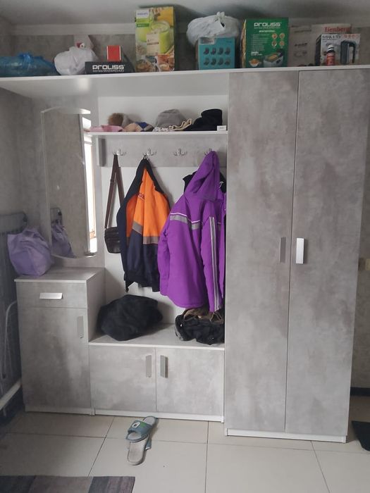 Срочно продаём прихожку