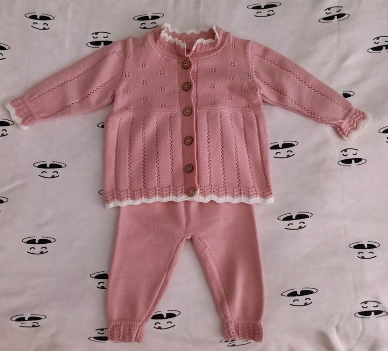 Продам конверт, шапку и костюм