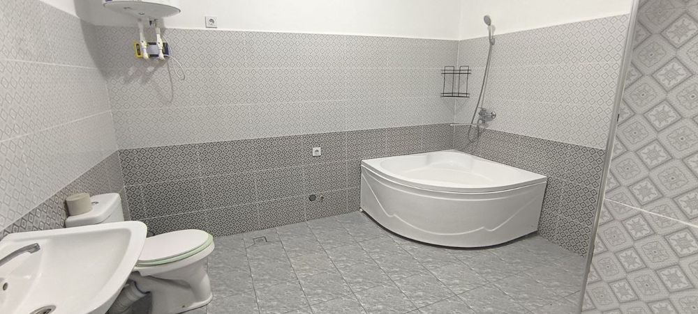 Eco cityda 2 xonali uy ijaraga beriladi