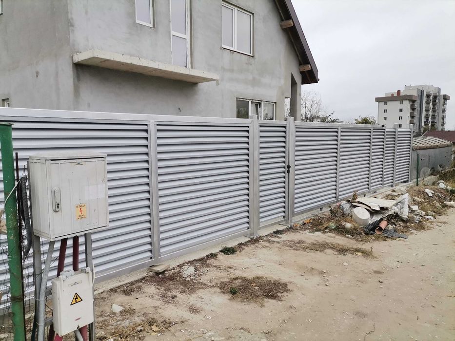 Оградни ламелни пана