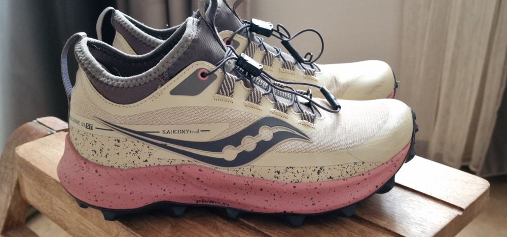 Saucony Маратонки за планинско бягане Peregrine 37 размер
Маратонки за бягане Peregrine 13 ST S10840 Бежов