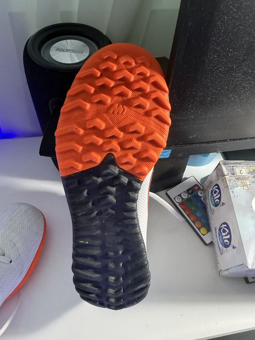 Ghete de fotbal copii Nike mercurial!