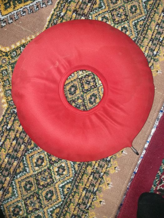 Падушка под ягодицу,б/у 80000сум