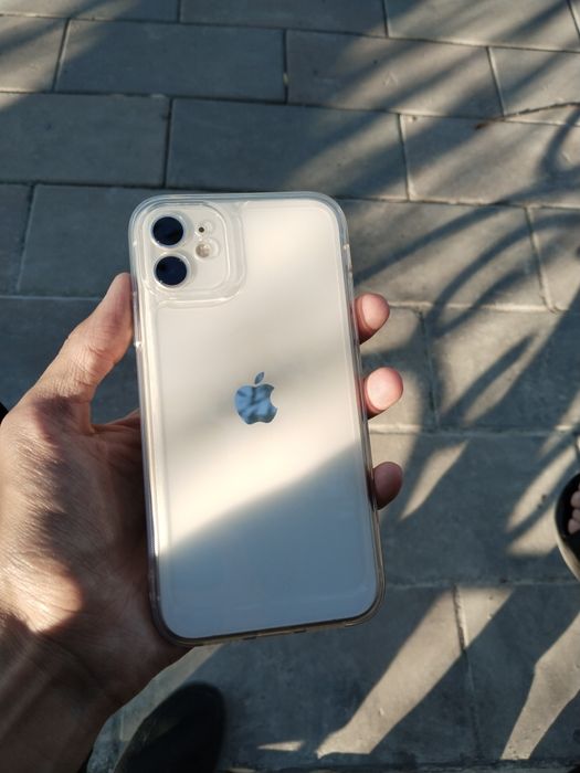 Продам iPhone 11 или обмен 13