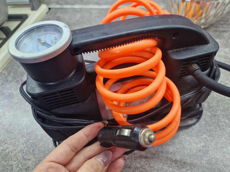 Продам срочно компрессор