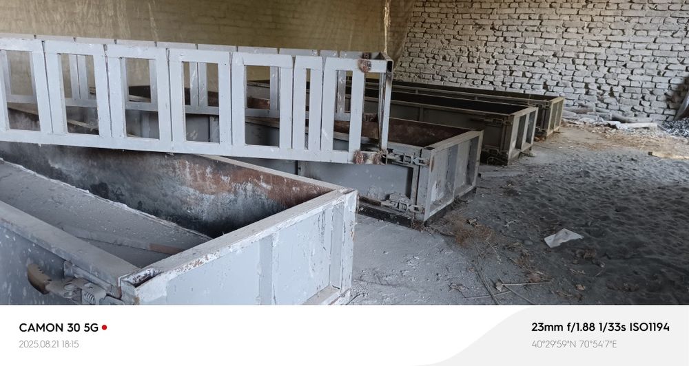 Gazablok stanok sotiladi.