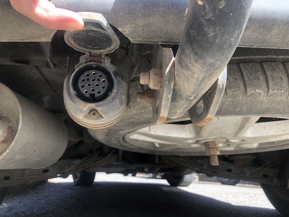 Теглич за кола автотеглич