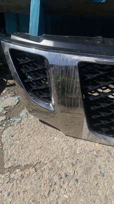 Решетка радиатора Nissan patrol