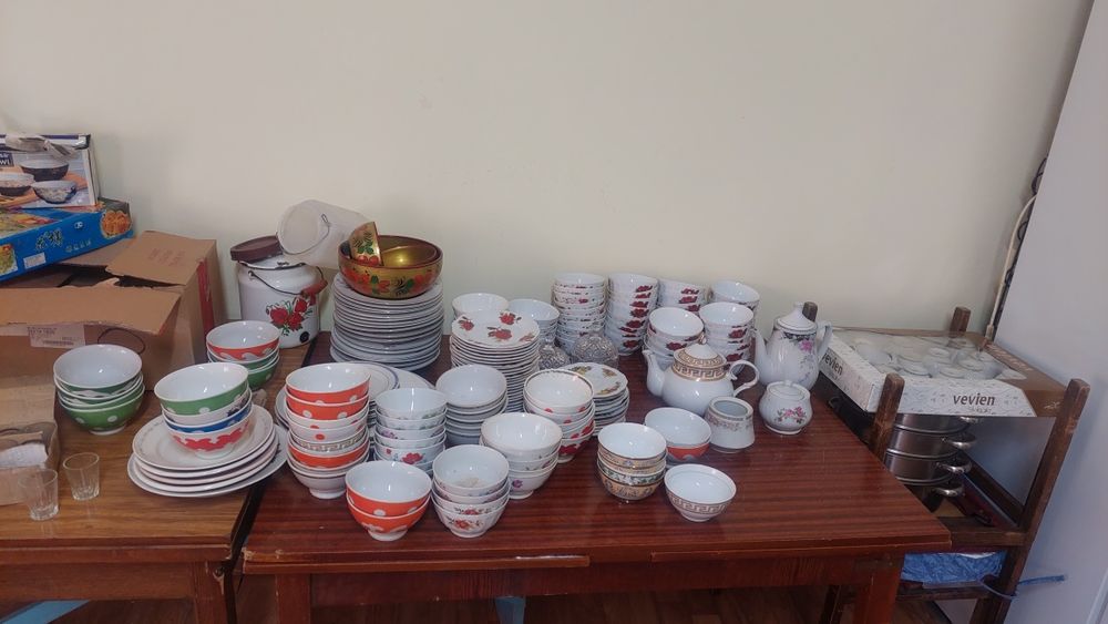 Әр түрлі ыдыстар