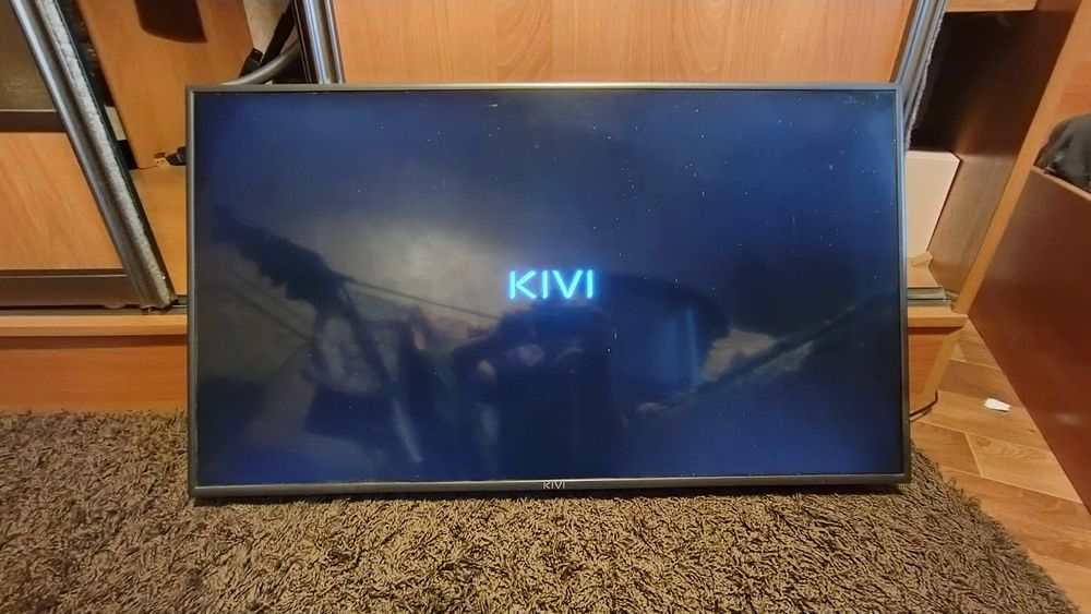Смарт телевизор KIVI