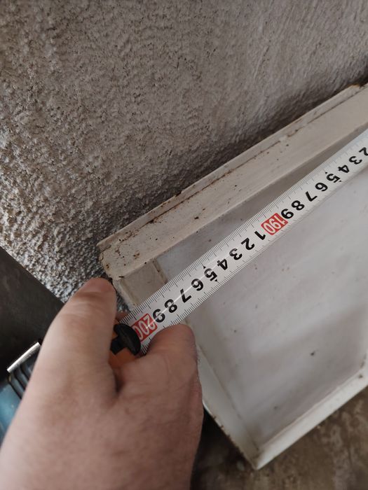 Метална врата и каса