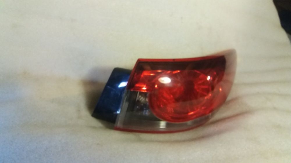 stop dreapta mazda 6