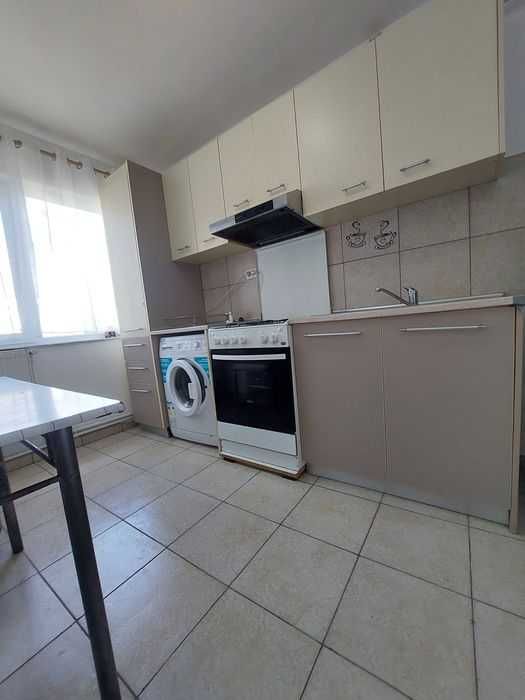 Apartament 2 camere de inchiriat