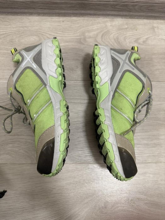 Дамски обувки за планина