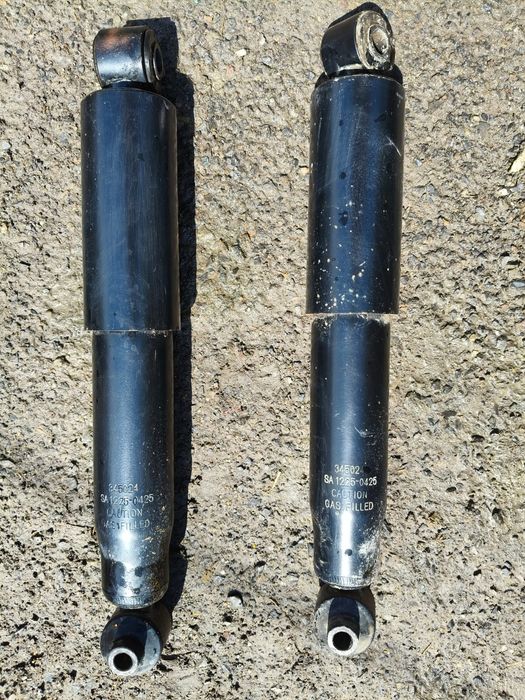 Стоики амортизатора