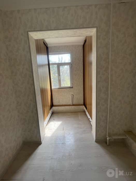 Qoylu masiv 2 / 1 xona 2 qlingan srochna