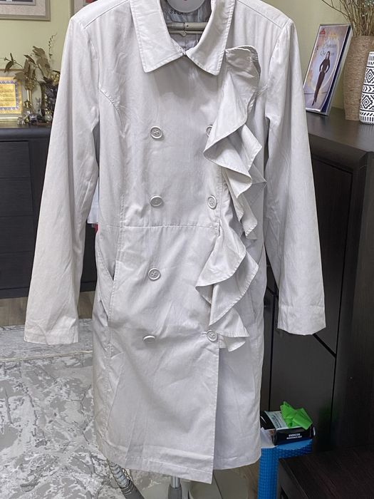 Тренч от компании Sela