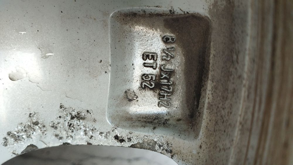 Комплект дисков с резиной