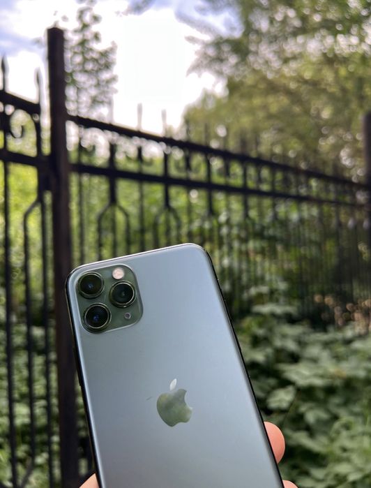 Iphone 11 pro sotiladi srochnaga