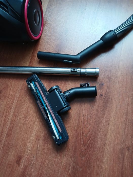 Продам  пылесос в