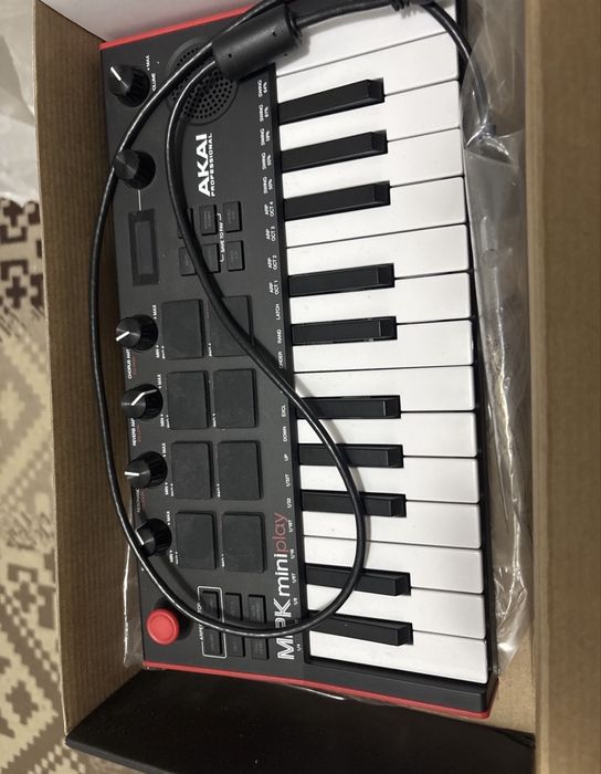 Midi Akai mpk mini