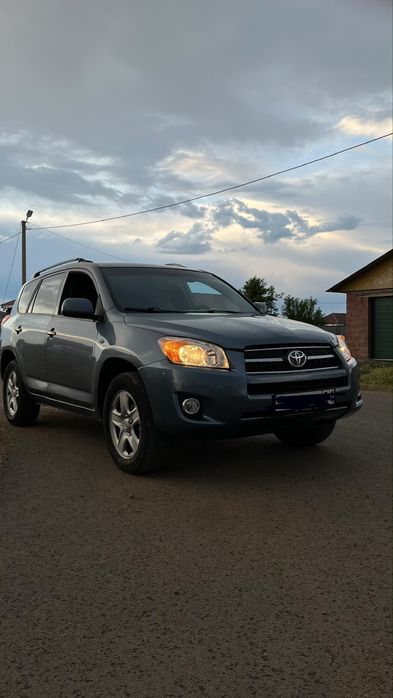 Продам Toyoto RAV4