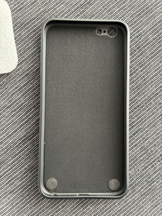 Продавам ново калъфче за Iphone 6 Plus, 6S Plus
