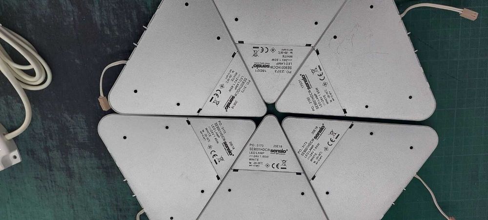 LED триъгълни лампи SENSO – 6 бр. + оригинално захранване