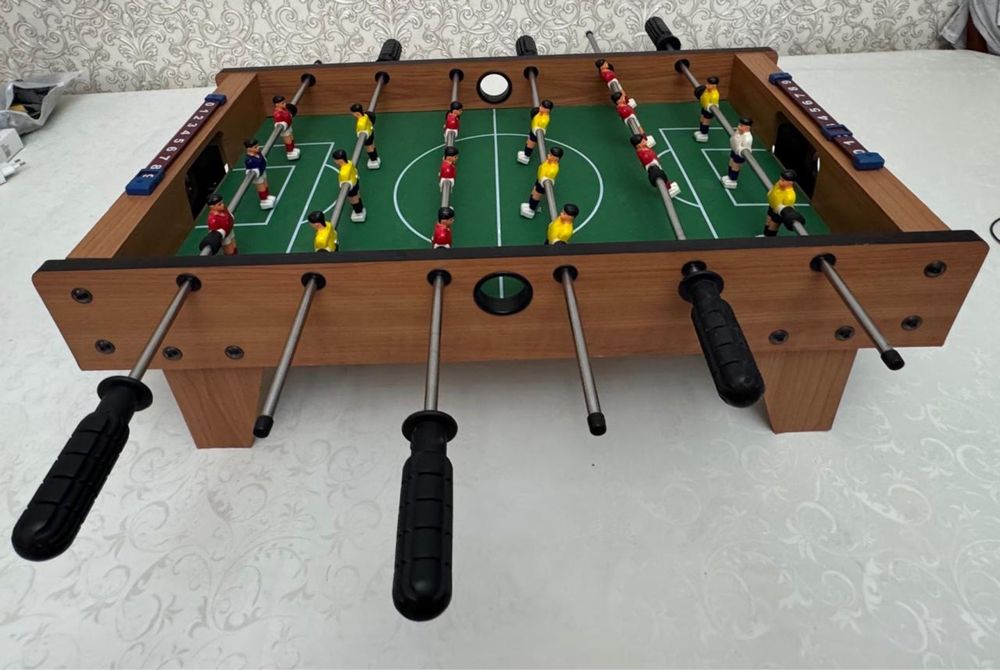 Игра настольный футбол