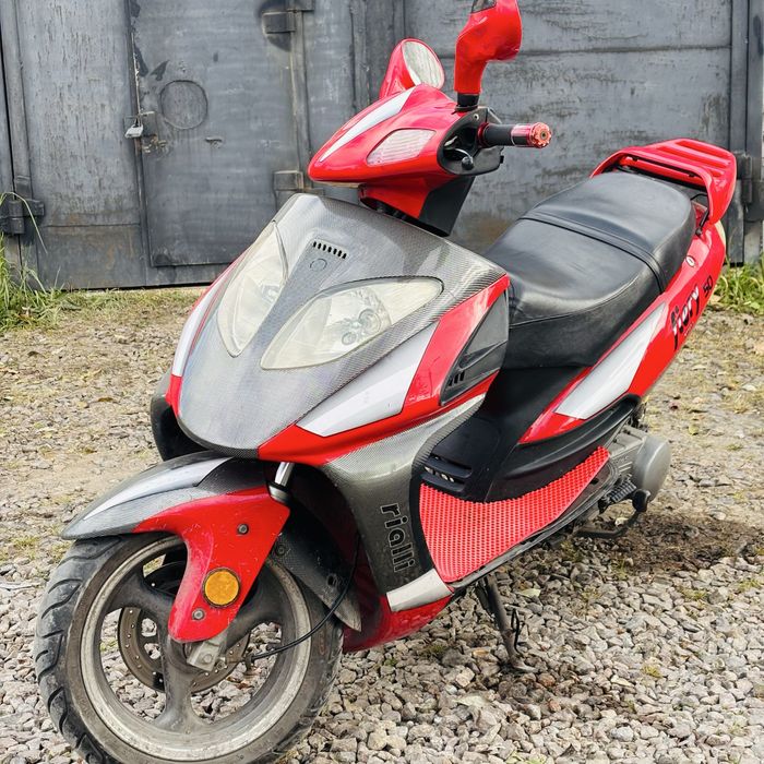 Скутер 150куб fiery150 +ТОРГ