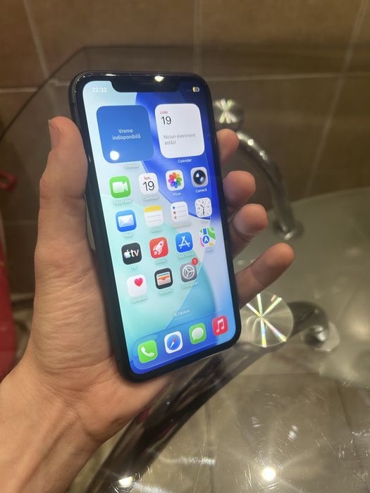 Iphone 11 64gb 94% baterie