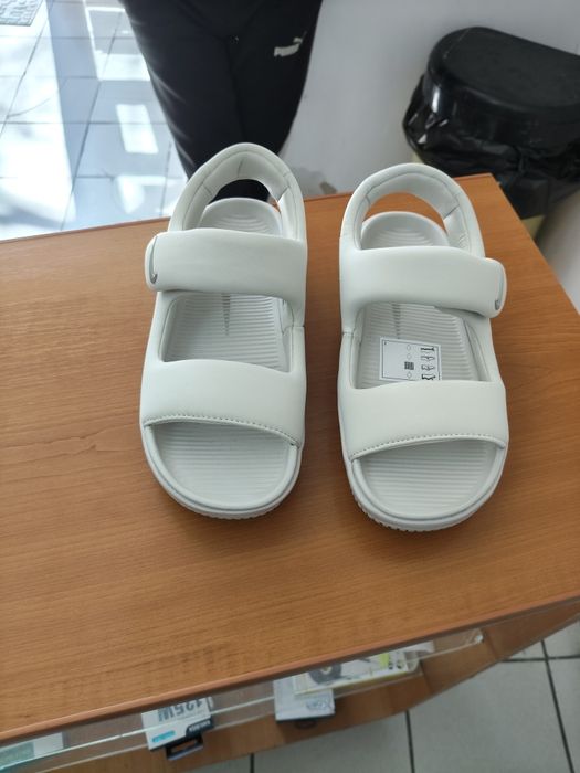 Vind Sandale Nike 35,5