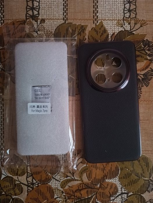 Чехол из кожи на Honor Magic 7 Pro