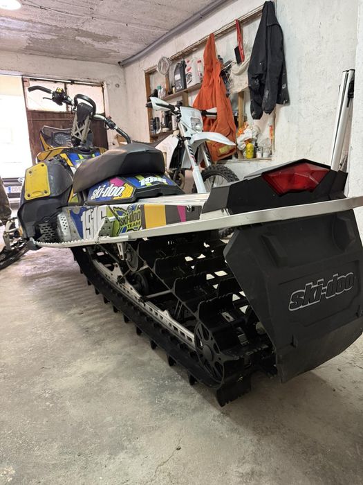 Ski doo BRP Summit  Rotax 800 R , моторна шейна.