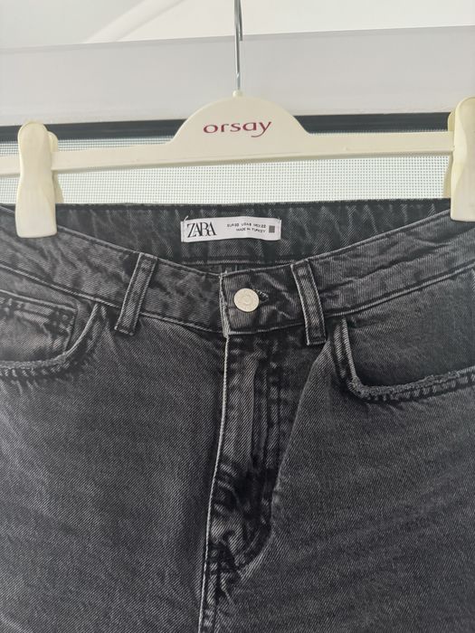 Blugi Zara negri