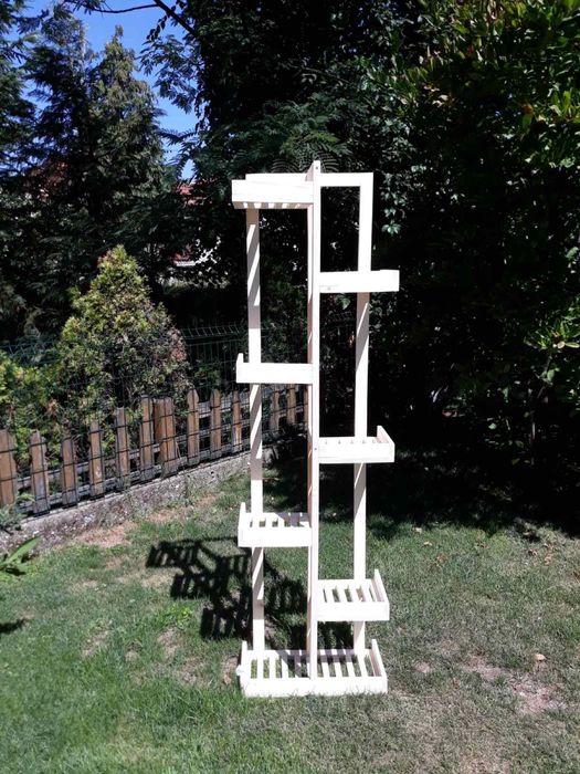 Ръчно изработен Цветарник