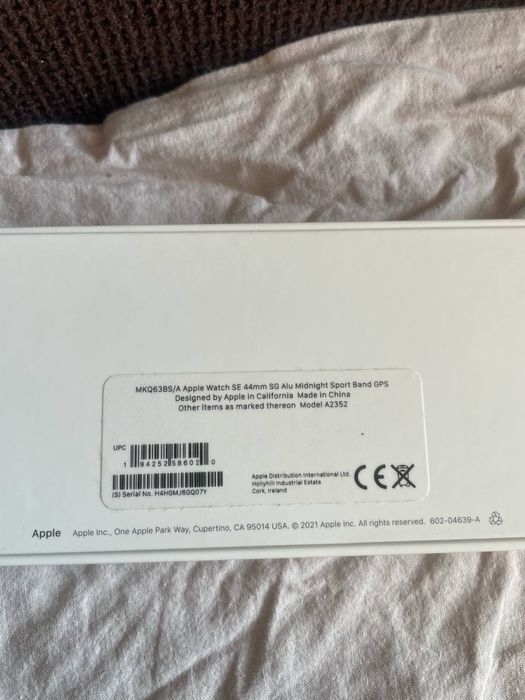 Apple watch SE 44 mm SG Alu Midnight Sport Band GPS