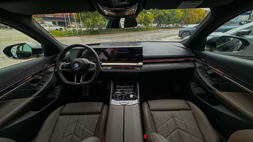 Продам BMW 520i Sedan c официальной гарантией на автомобиль