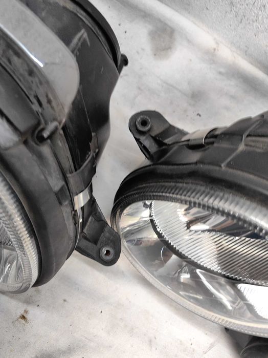 Оригинални фарове Мерцедес Е 211 Mercedes  E 211 Bixenon  Adaptive