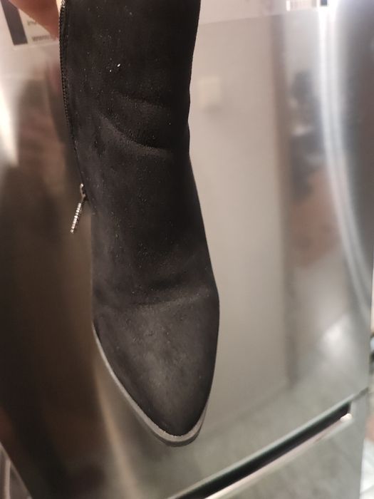 Боти елегантни 40 номер - 30 лв.