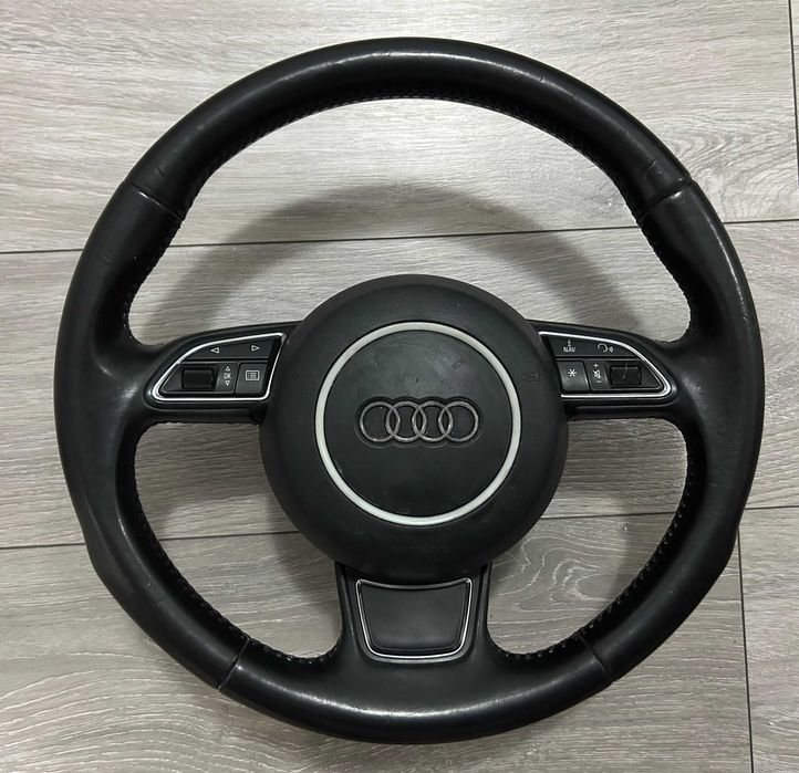 Volan Sport AUDI A3/A4/A5 -airbag Rotund /complet