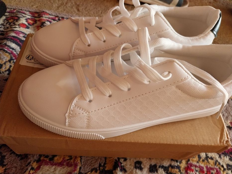 Дамски кецове нови