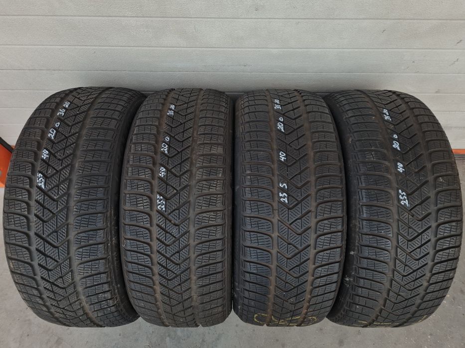 Зимни гуми 4 броя PIRELLI SottoZero3 255 40 R20 дот 3621