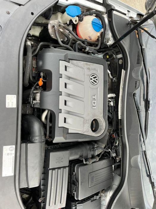 Dezmembrez Vw Passat B7 2.0 diesel
