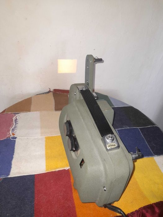 Proiector Vintage - Revue 8mm Japonez