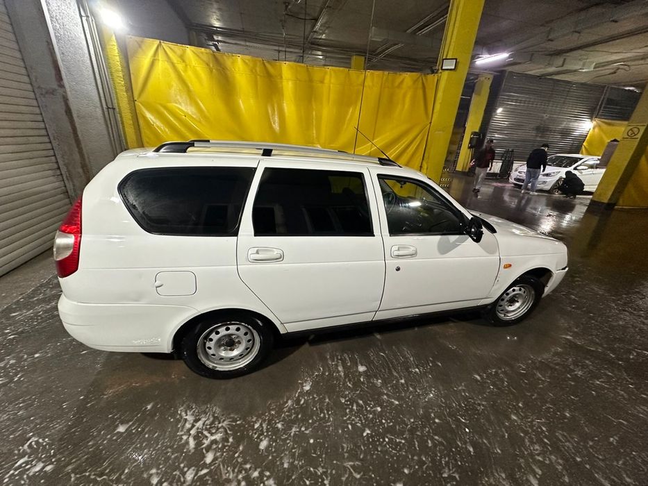 ЛадаПриора217114