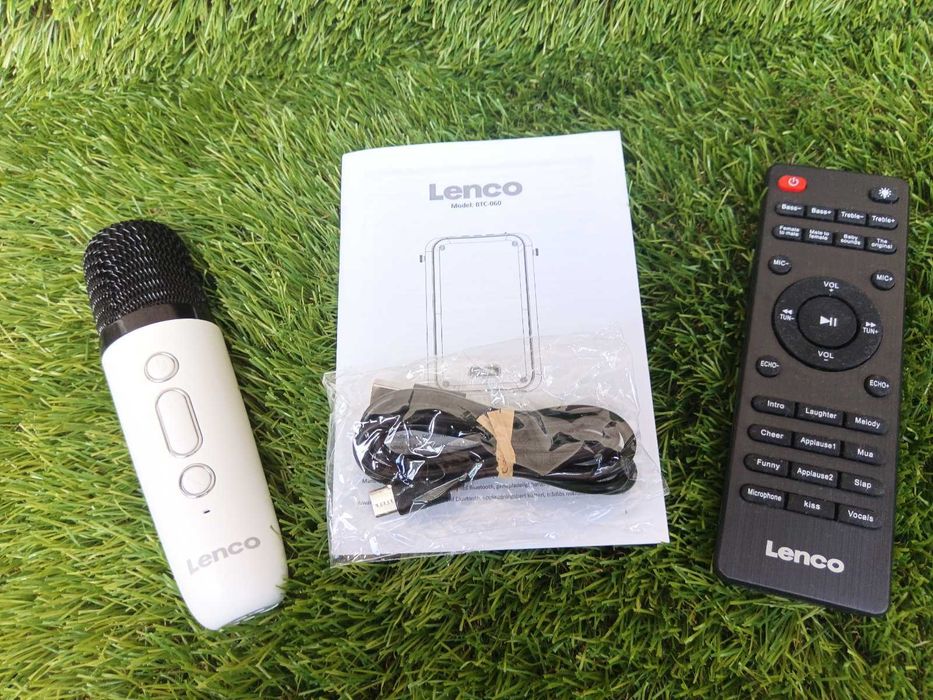 Караоке система с безжичен микрофон Lenco BTC-060WH – НОВА!