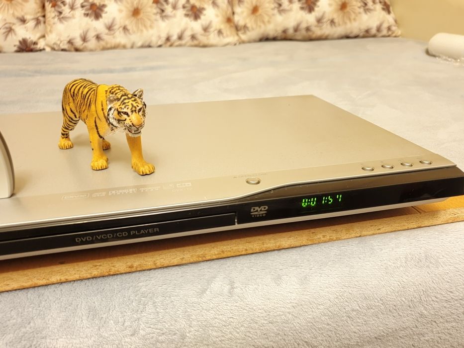 Lg DVX-172. Divx/Cd-r. Un player de calitate. Preț fix !